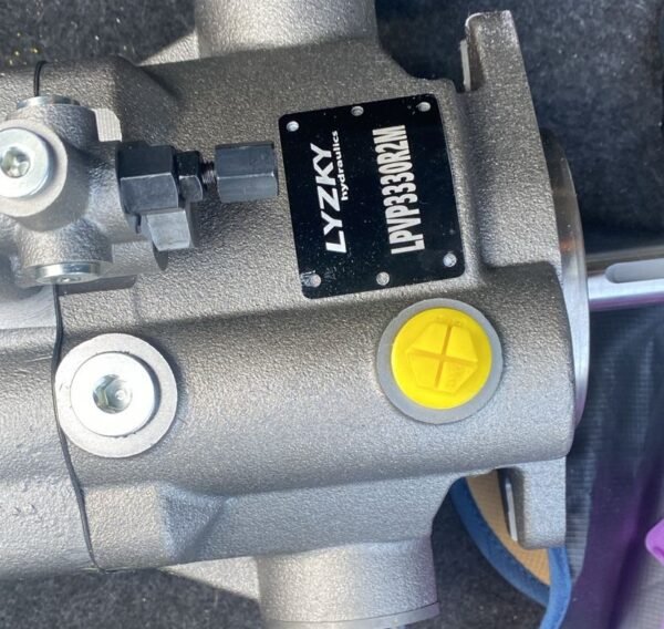 BOMBA HIDRAULICA LYZKY